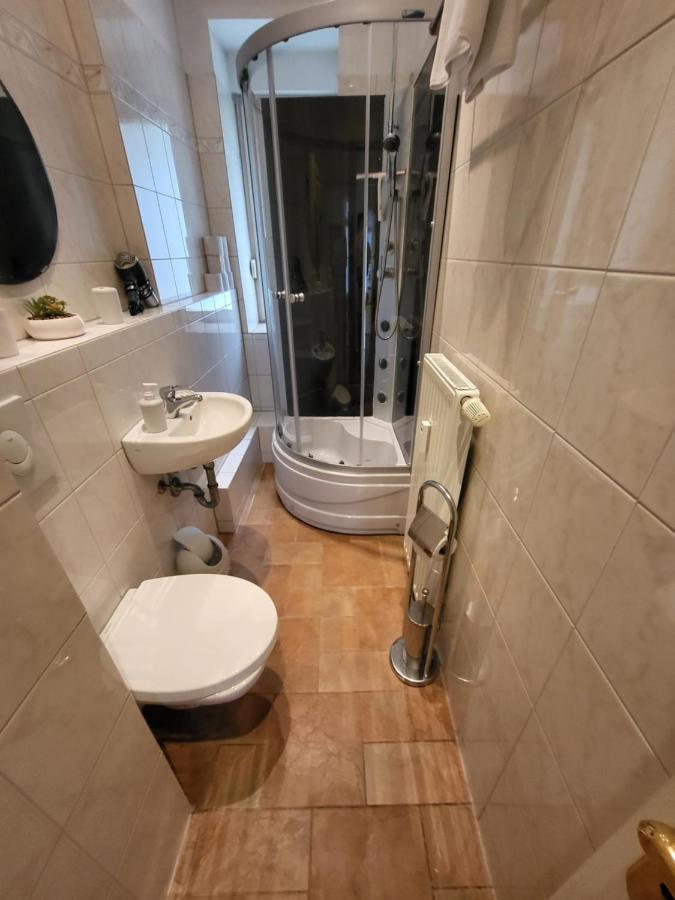 Apartment Pette C40 เบอร์ลิน ภายนอก รูปภาพ