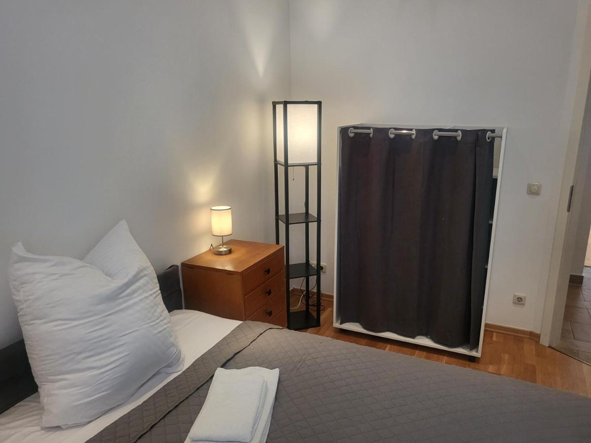 Apartment Pette C40 เบอร์ลิน ภายนอก รูปภาพ