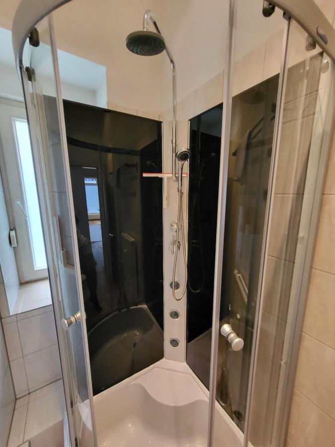Apartment Pette C40 เบอร์ลิน ภายนอก รูปภาพ