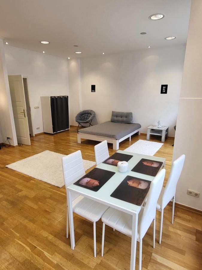 Apartment Pette C40 เบอร์ลิน ภายนอก รูปภาพ