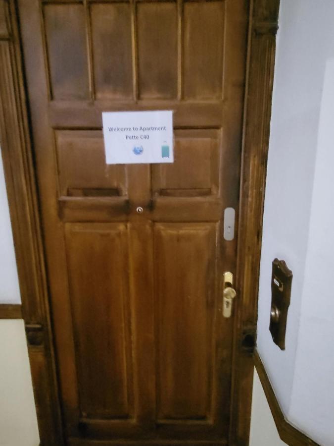 Apartment Pette C40 เบอร์ลิน ภายนอก รูปภาพ
